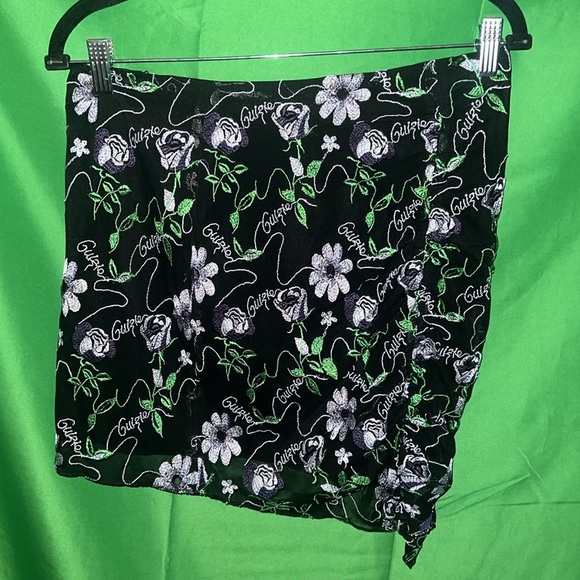 Danielle Guizio Embroidered Mini Skirt size Medium - Picture 3 of 9